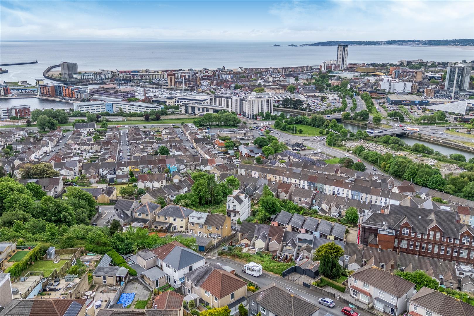 Beaumont Crescent, St. Thomas, Swansea, SA1 8DW